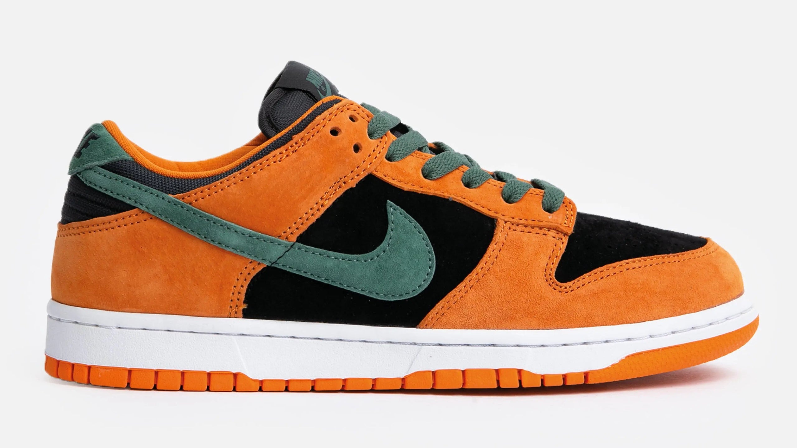 Nike Dunk Low SP (Black/Nori-Ceramic) - Patta