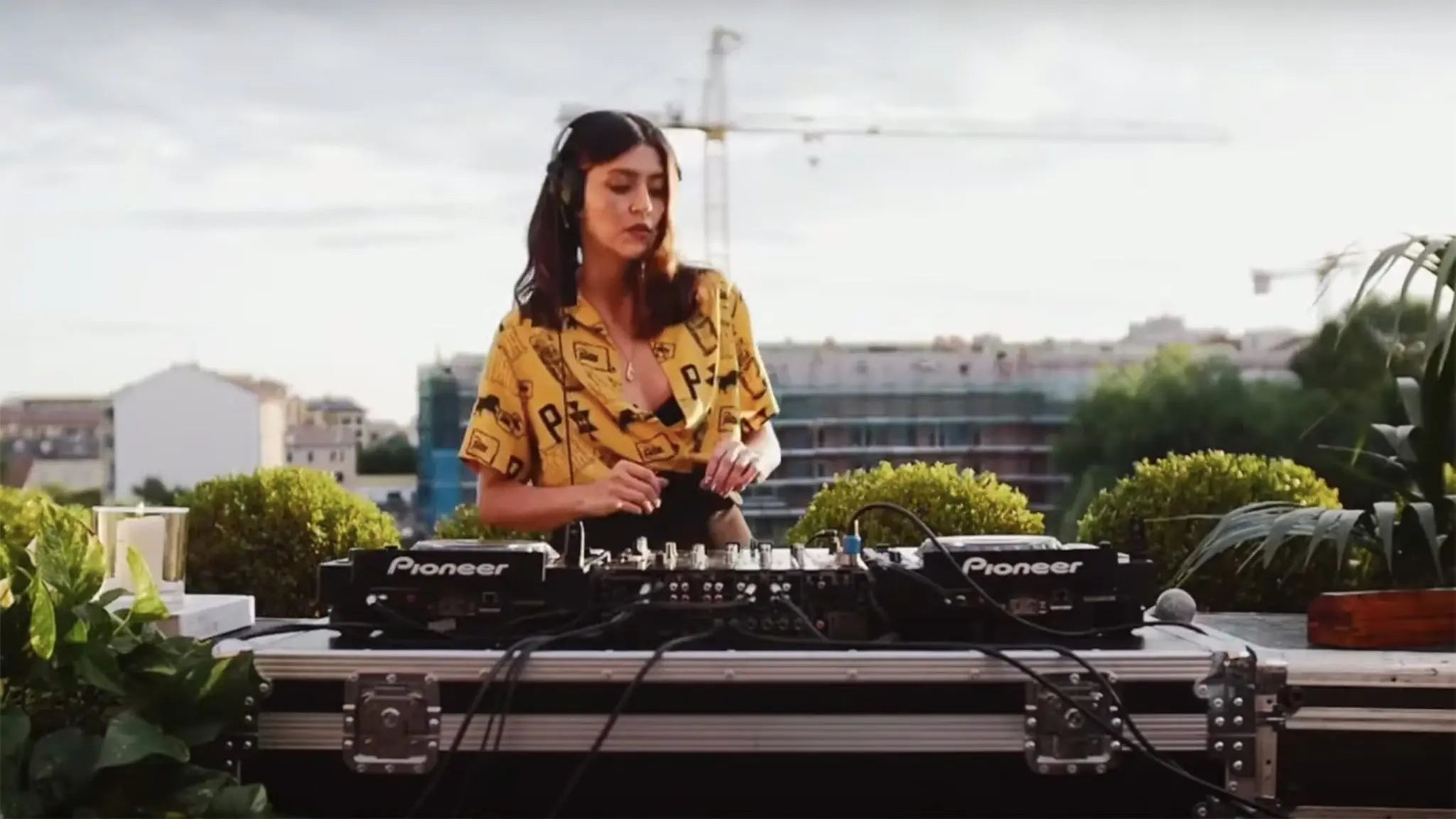 Paula Tape Streaming From Isolation - Patta