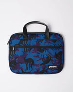 By Parra Purple camo beast laptop sleeve (Bleu) By Parra